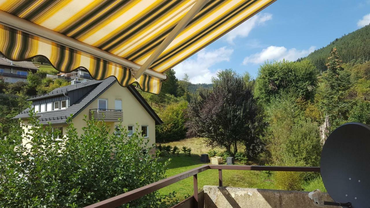 Ferienwohnung Am Kurpark Bad Wildbad Ngoại thất bức ảnh
